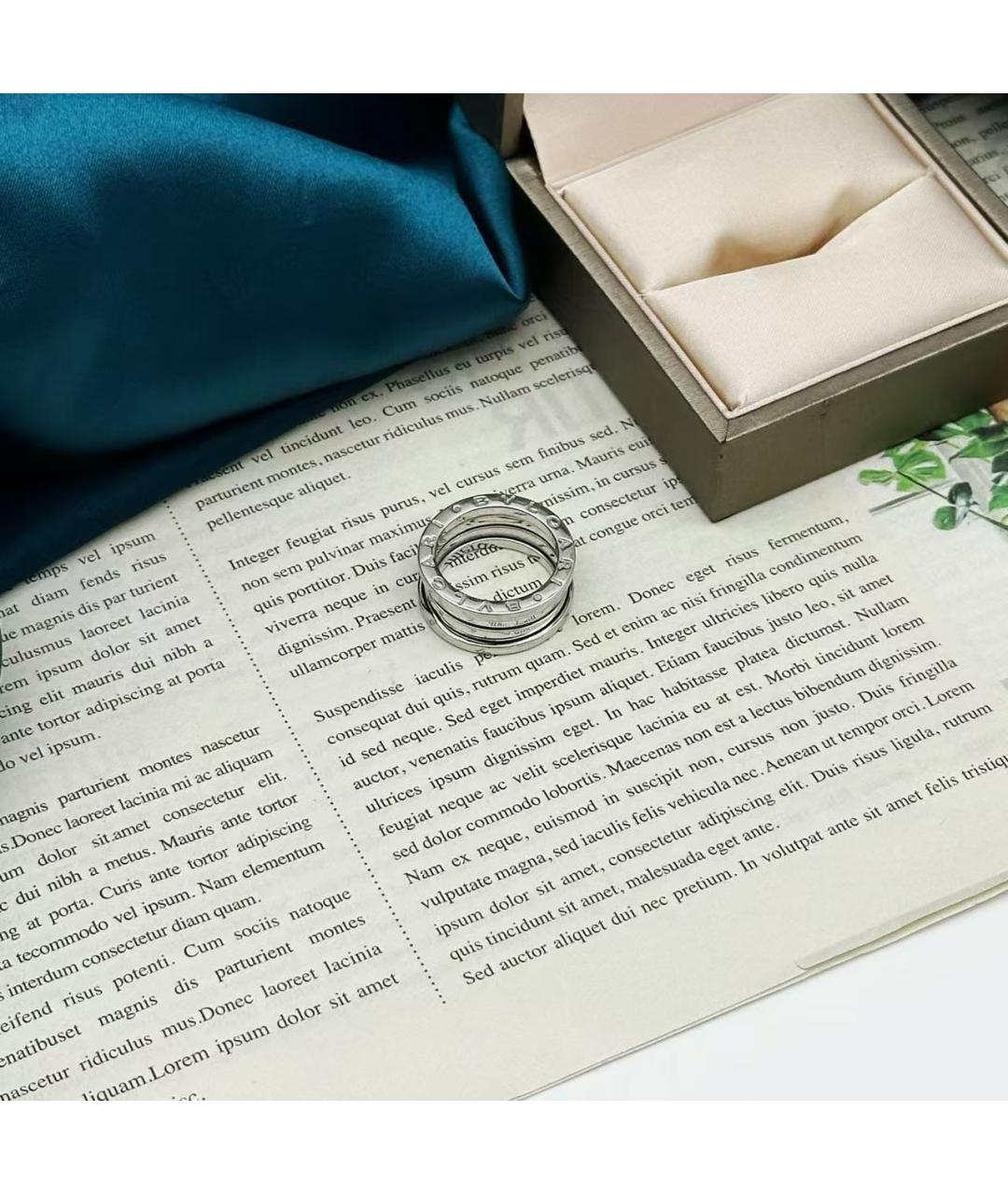 BVLGARI Серебряное кольцо из белого золота, фото 4