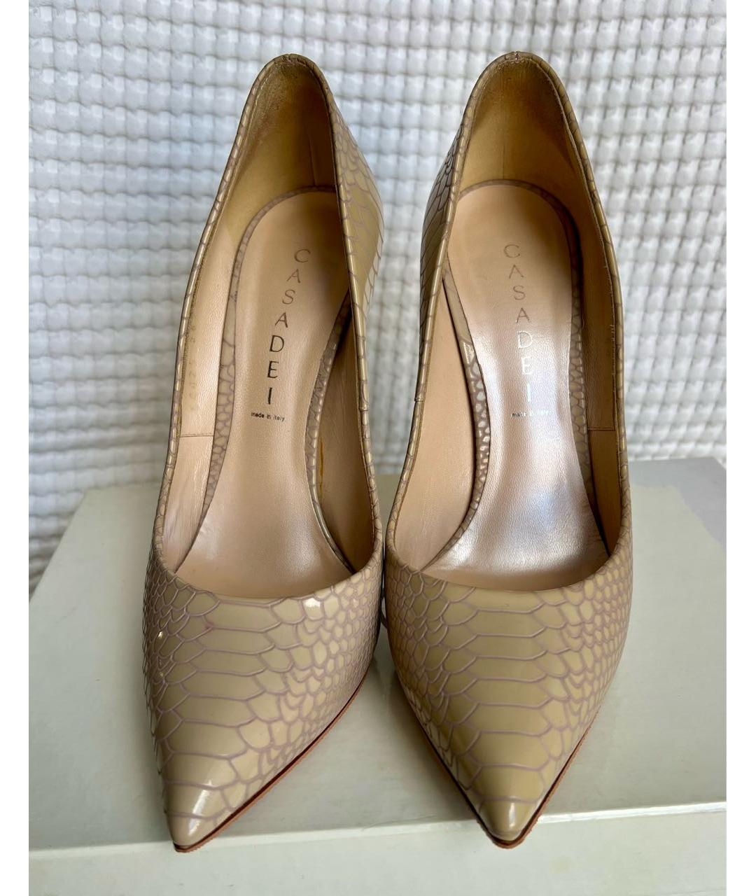 CASADEI Бежевые туфли из лакированной кожи, фото 2