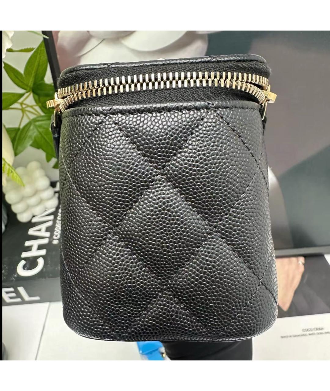 CHANEL Черная кожаная сумка через плечо, фото 4