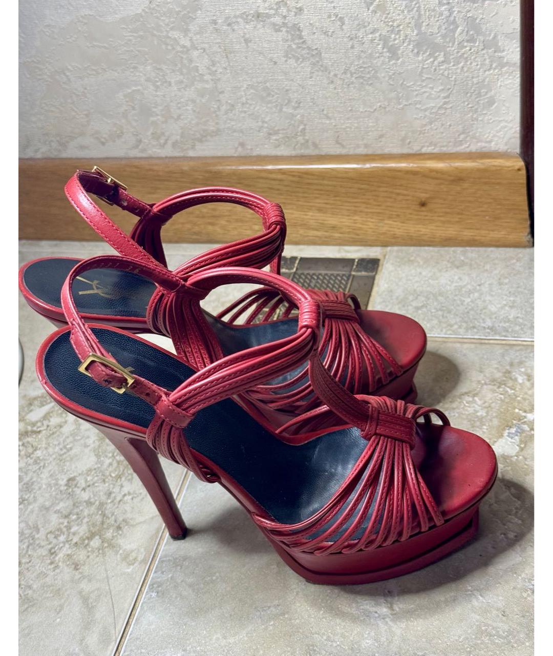 SAINT LAURENT Бордовые кожаные босоножки, фото 2