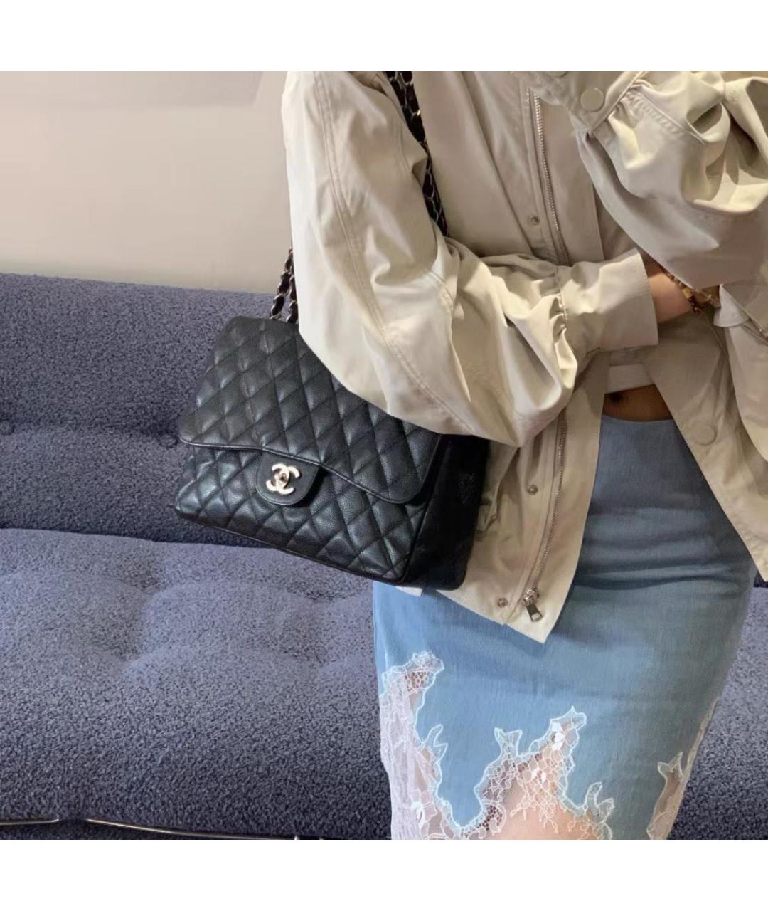 CHANEL Черная кожаная сумка через плечо, фото 6