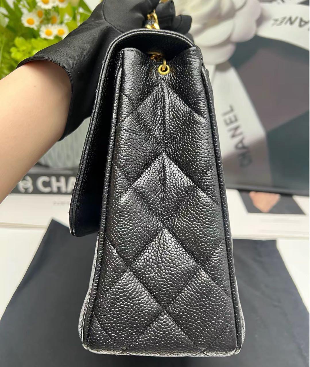 CHANEL Черная кожаная сумка через плечо, фото 3