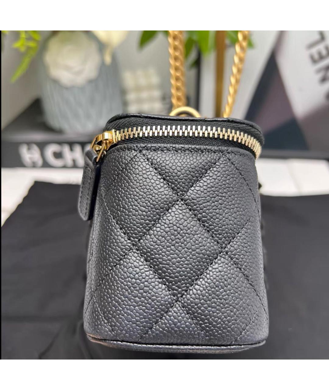 CHANEL Черная кожаная сумка через плечо, фото 3