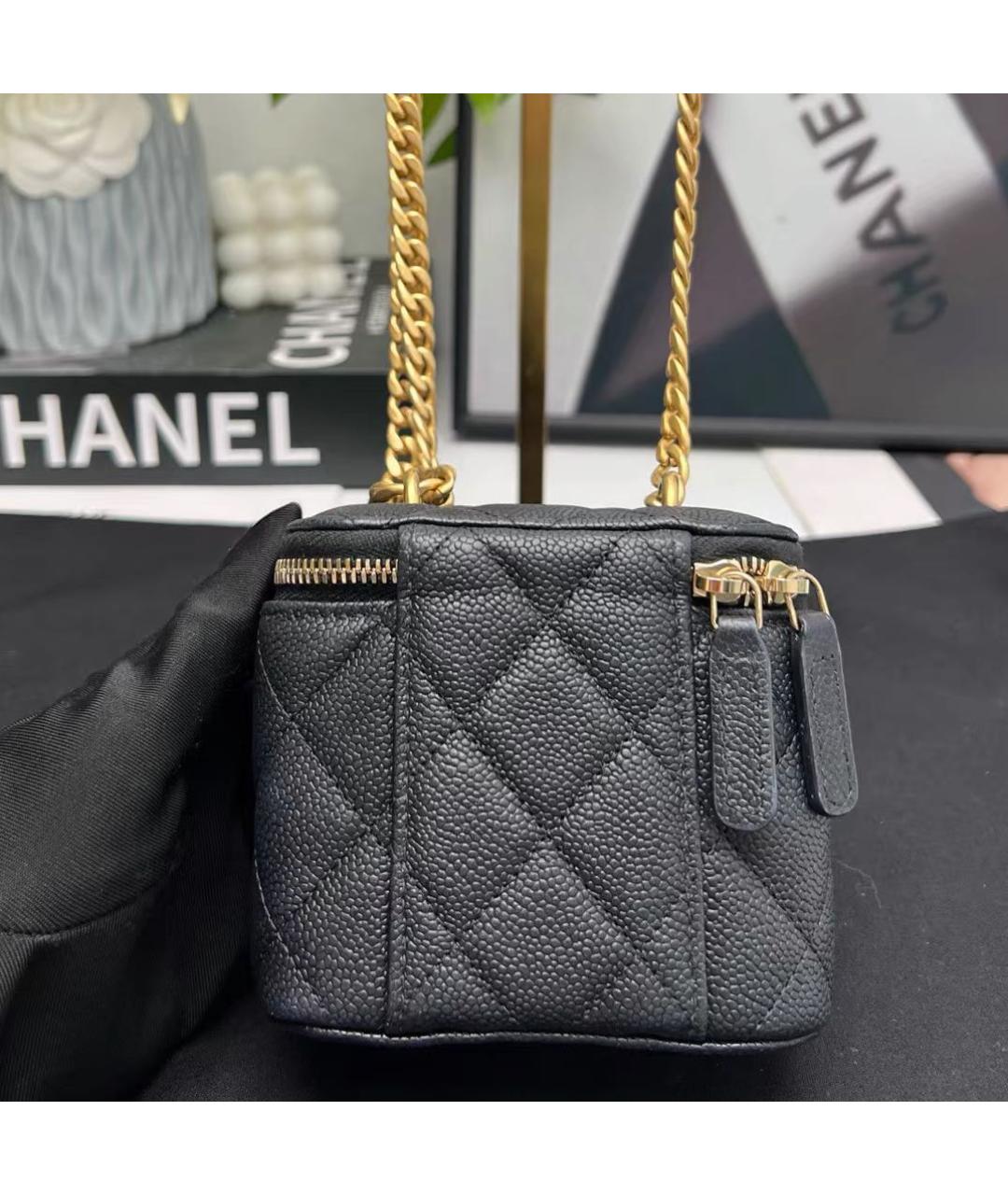 CHANEL Черная кожаная сумка через плечо, фото 2