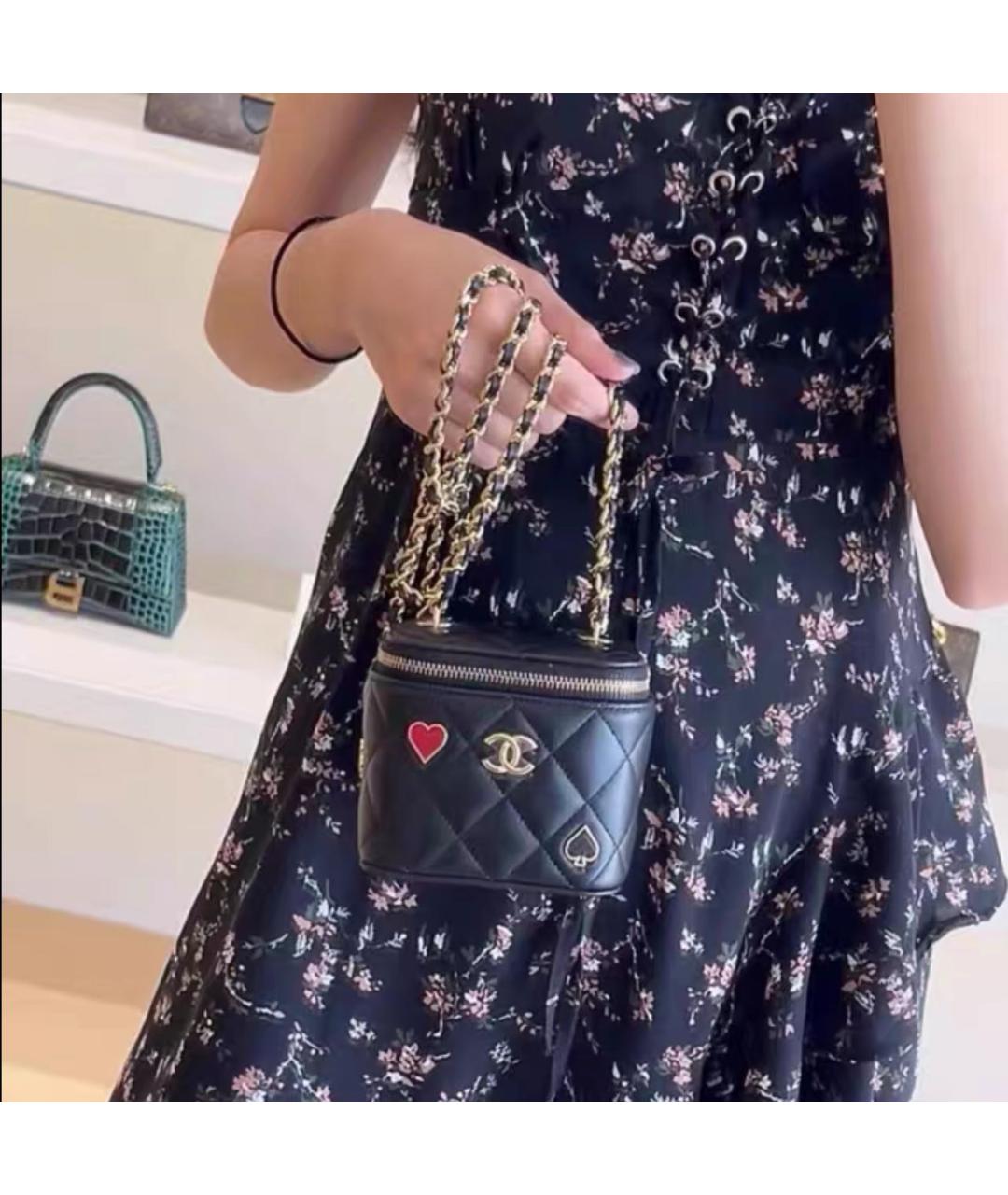 CHANEL Черная кожаная сумка через плечо, фото 6