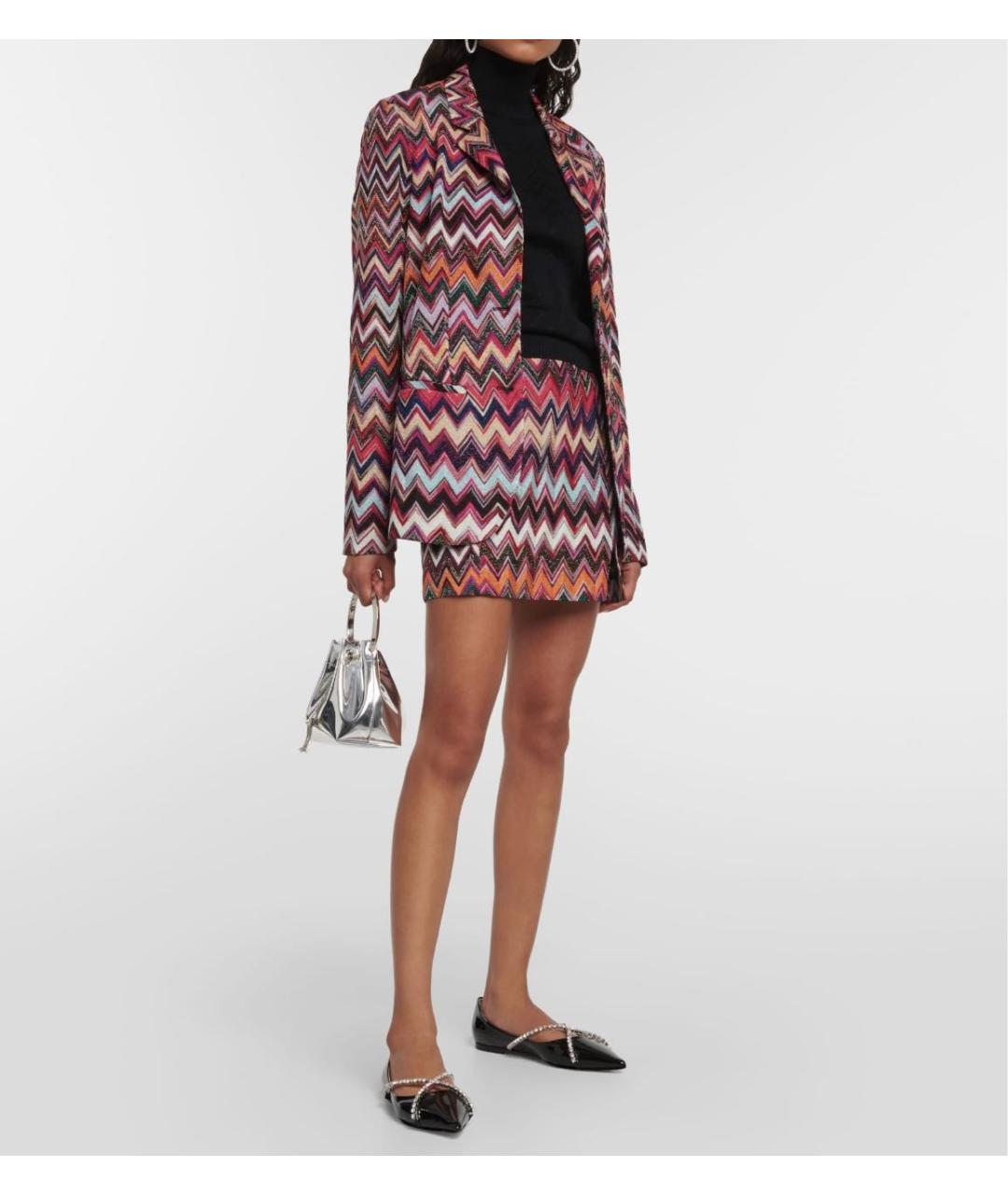 JIMMY CHOO Черные лодочки на низком каблуке из лакированной кожи, фото 5