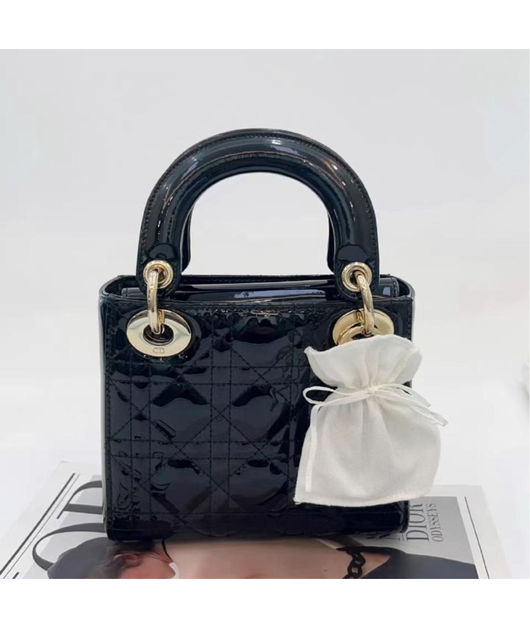 CHRISTIAN DIOR Черная сумка с короткими ручками из лакированной кожи, фото 4