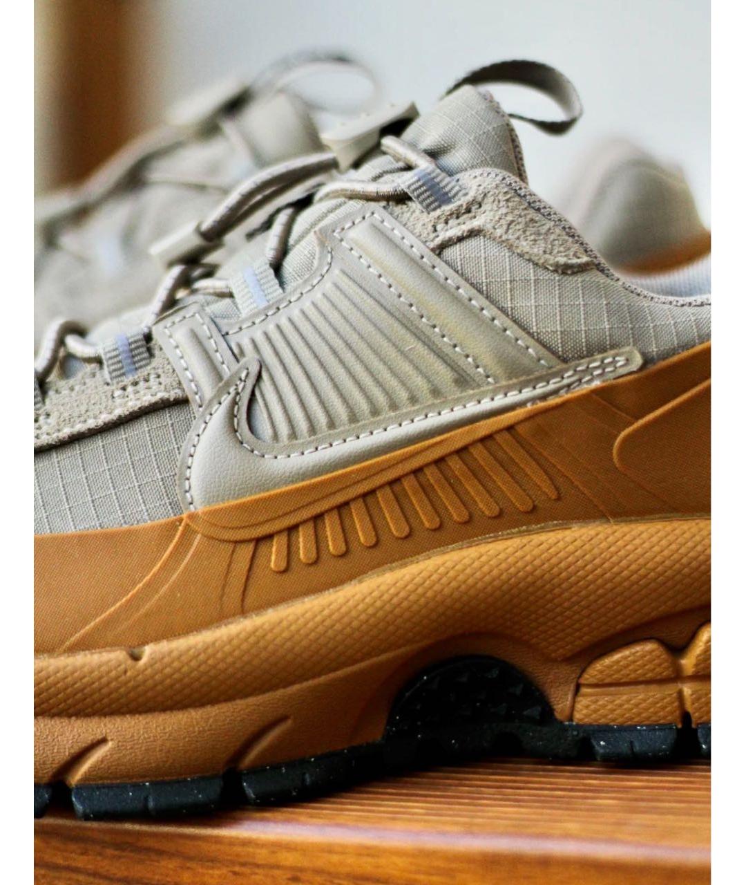 NIKE Коричневые низкие кроссовки / кеды, фото 7