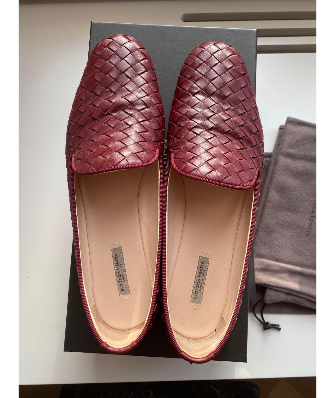 BOTTEGA VENETA Бордовые кожаные лоферы, фото 3