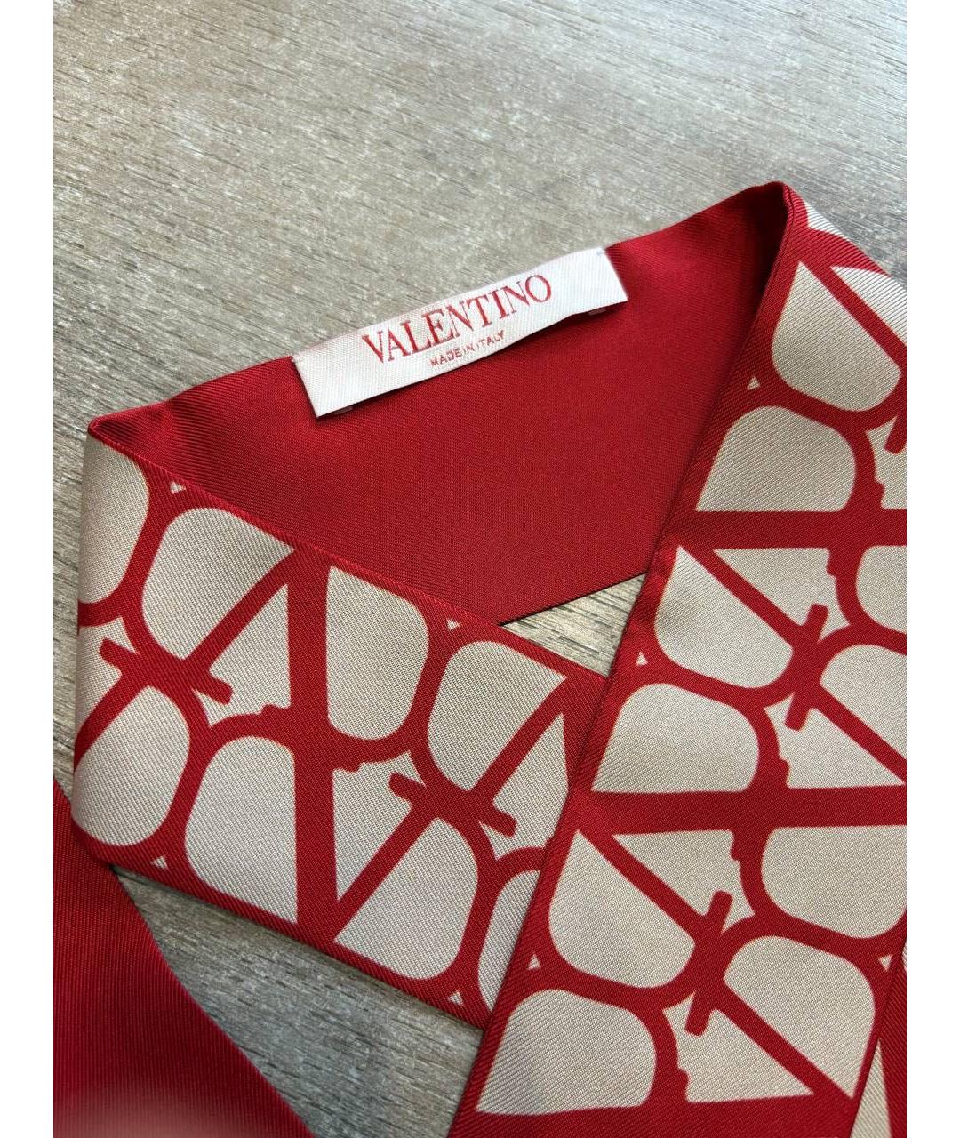 VALENTINO Красный шелковый платок, фото 3