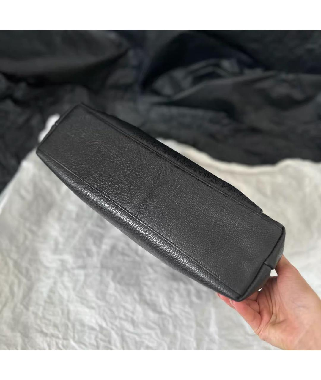 CHANEL Черная кожаная сумка через плечо, фото 4