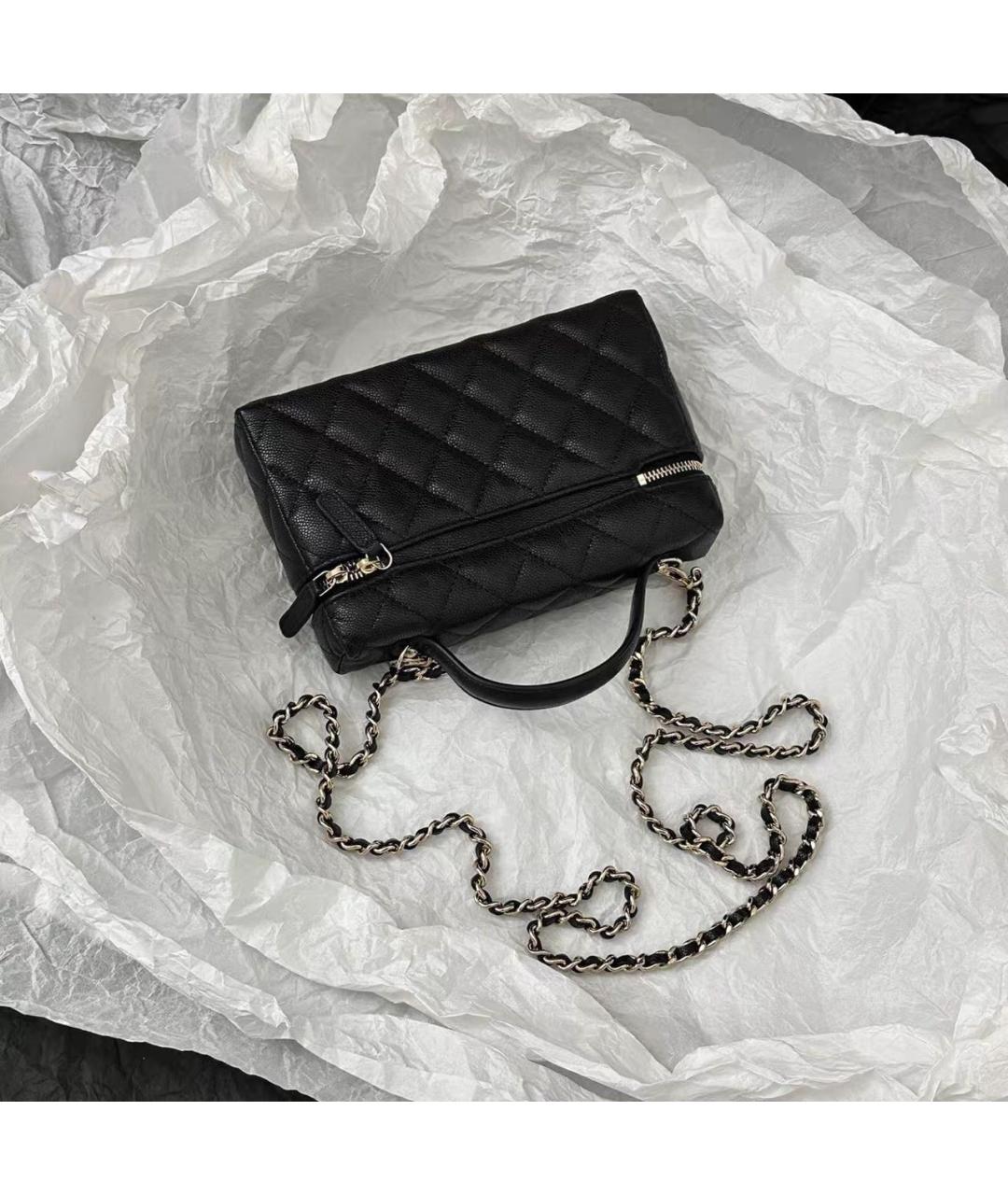 CHANEL Черная кожаная сумка через плечо, фото 3