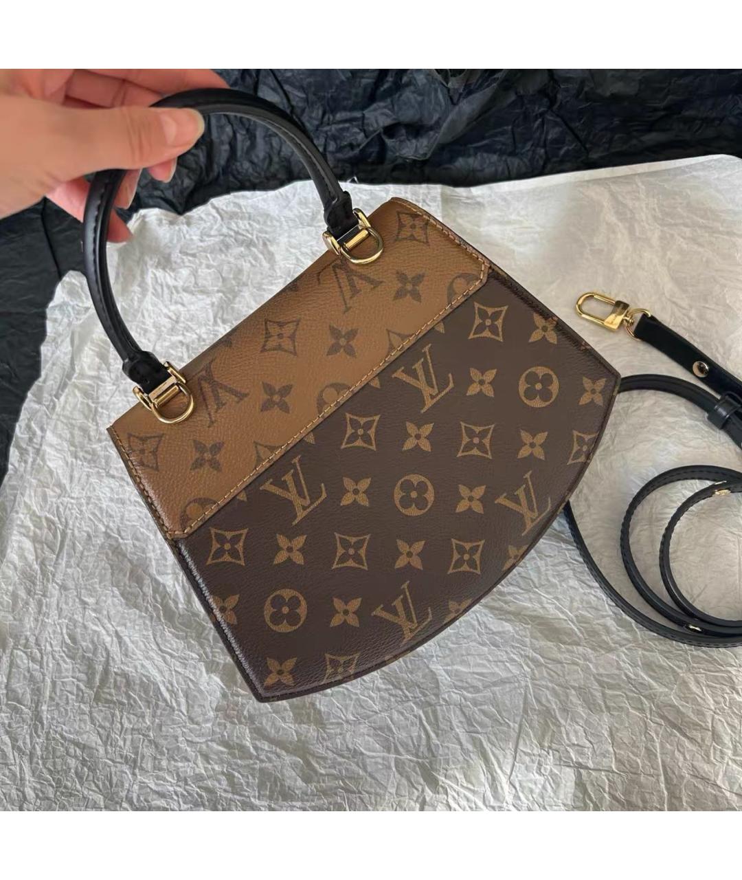 LOUIS VUITTON Коричневая сумка с короткими ручками, фото 2