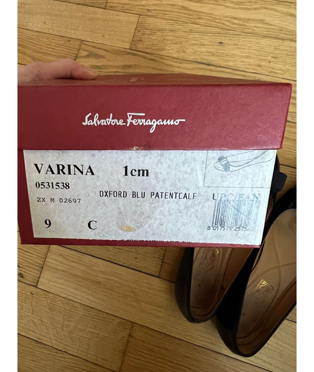 FERRAGAMO Темно-синие балетки из лакированной кожи, фото 3