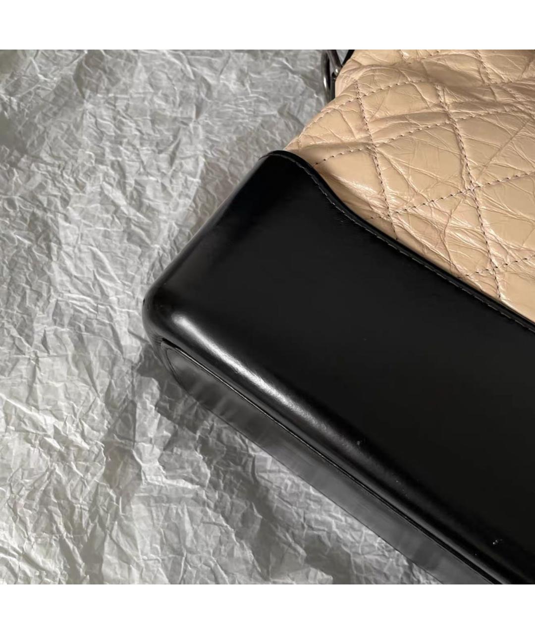 CHANEL Бежевая кожаная сумка через плечо, фото 6