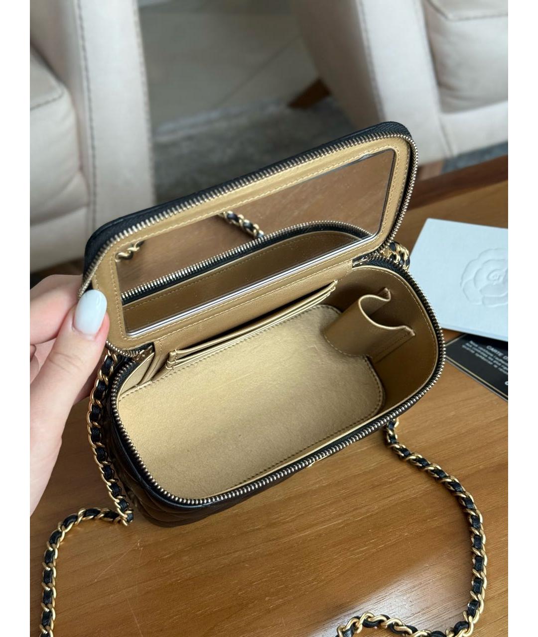 CHANEL Черная кожаная сумка через плечо, фото 7