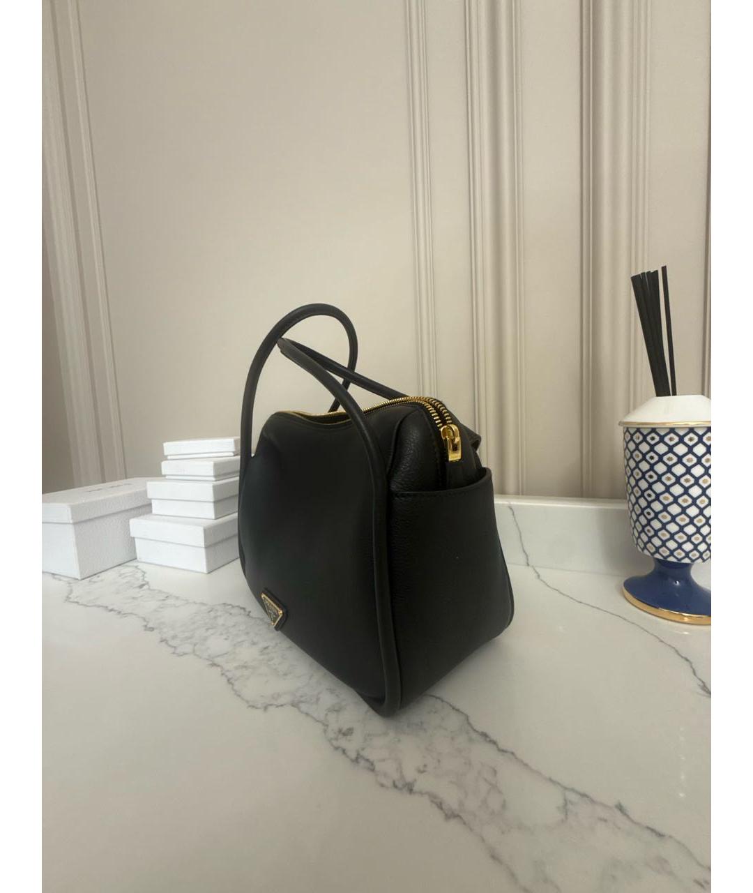 PRADA Черная кожаная сумка с короткими ручками, фото 2