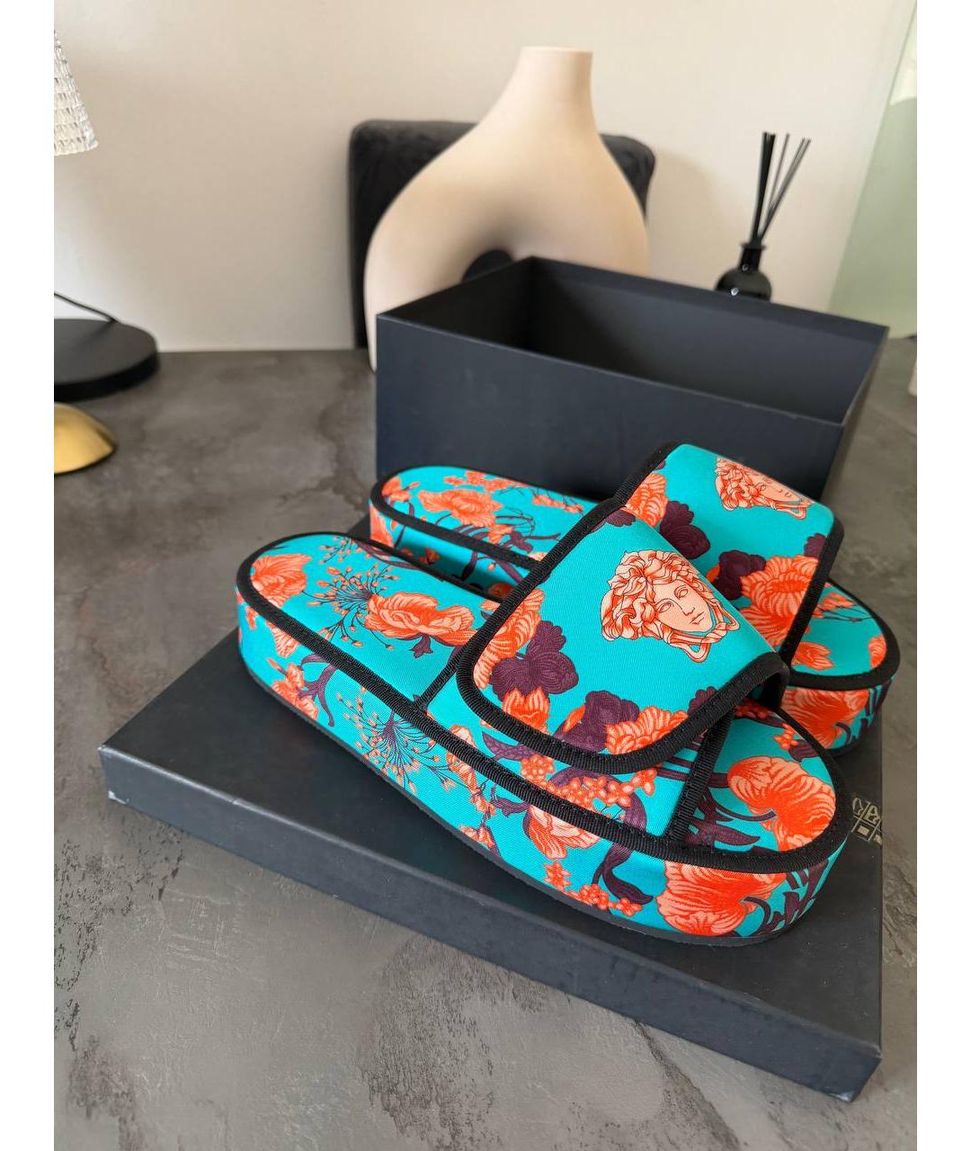 VERSACE Бирюзовые текстильные шлепанцы, фото 2