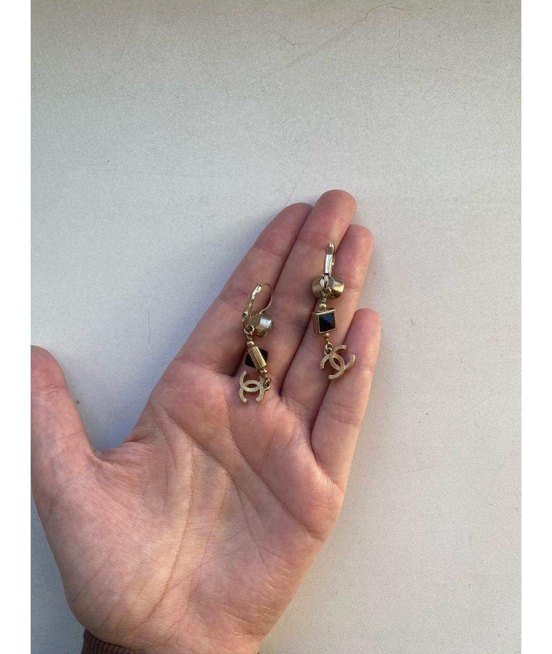 CHANEL Черные металлические серьги, фото 4