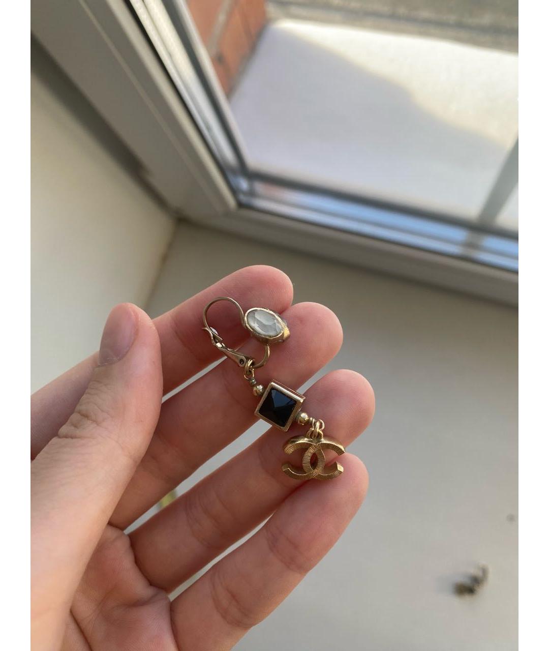 CHANEL Черные металлические серьги, фото 5