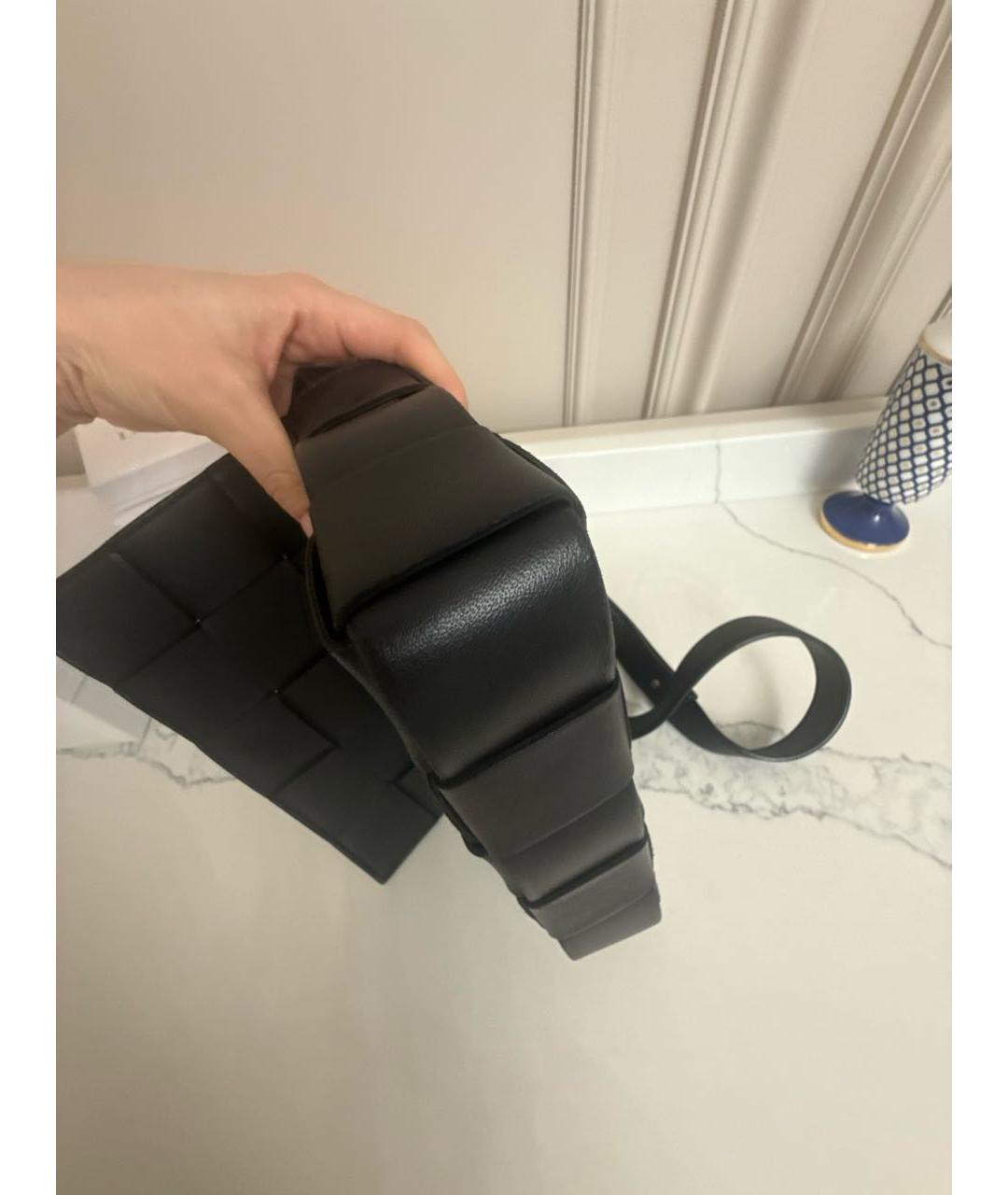 BOTTEGA VENETA Черная кожаная сумка тоут, фото 5