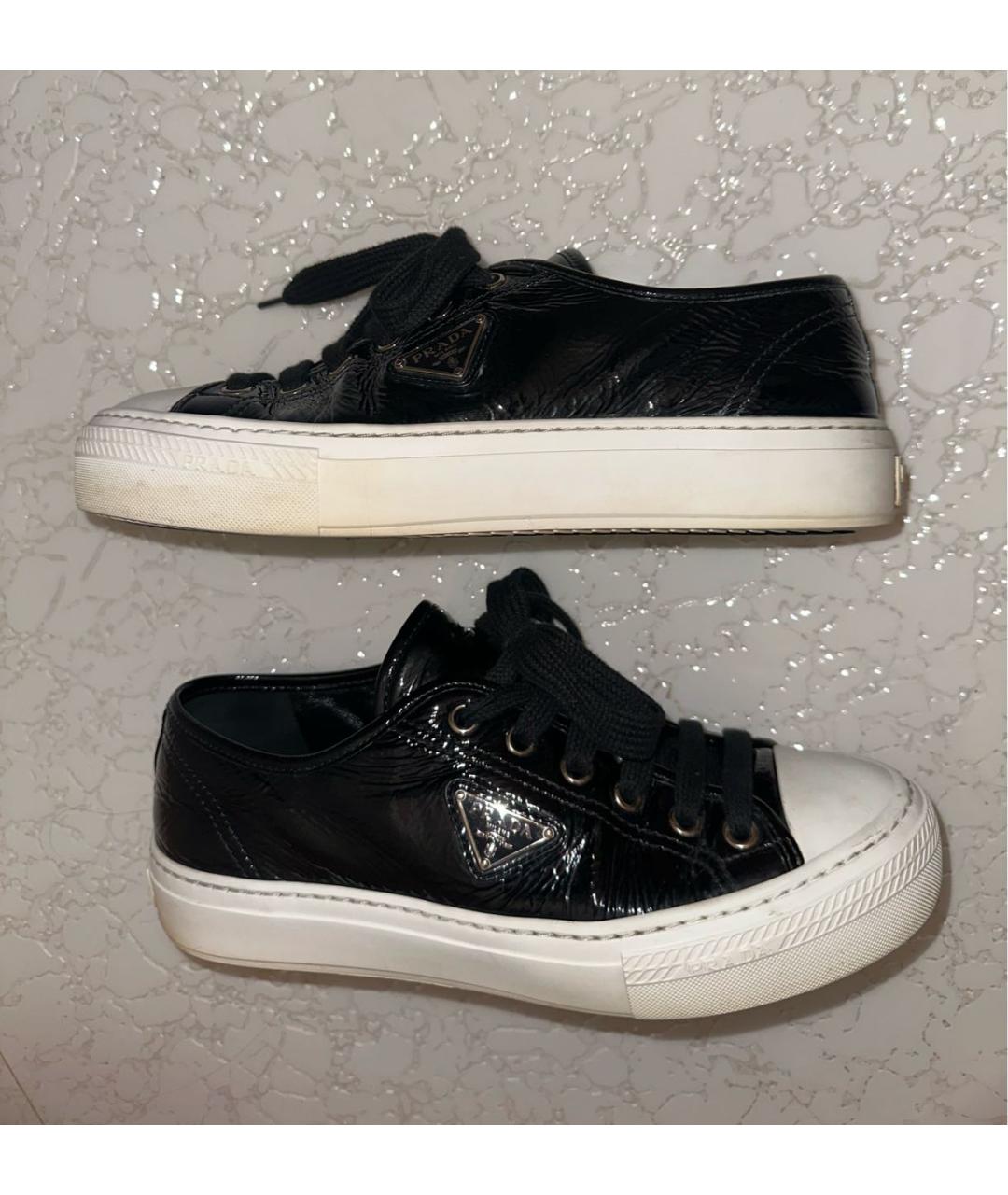 PRADA Черные кеды из лакированной кожи, фото 6