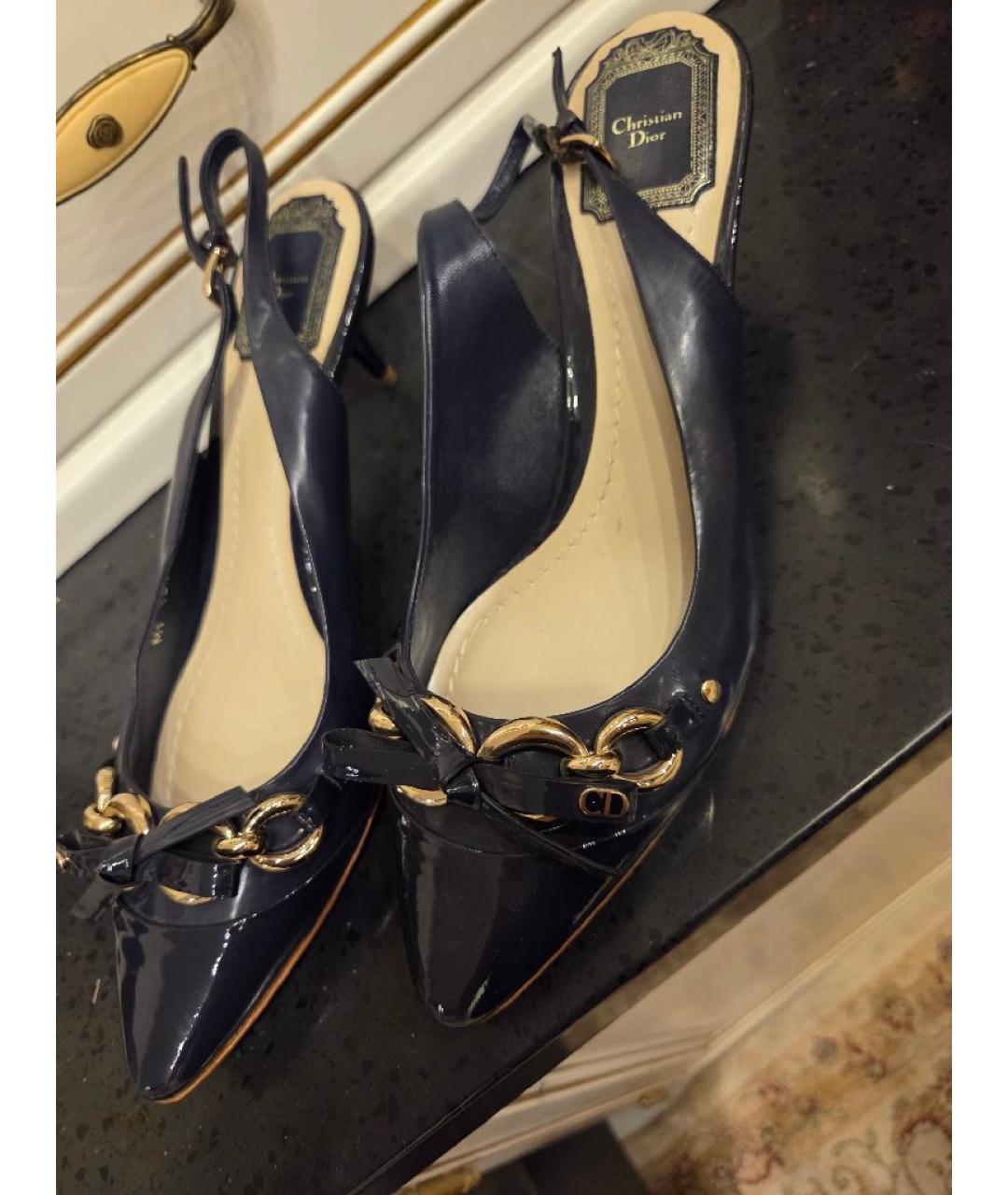 CHRISTIAN DIOR Темно-синие кожаные лодочки на низком каблуке, фото 6