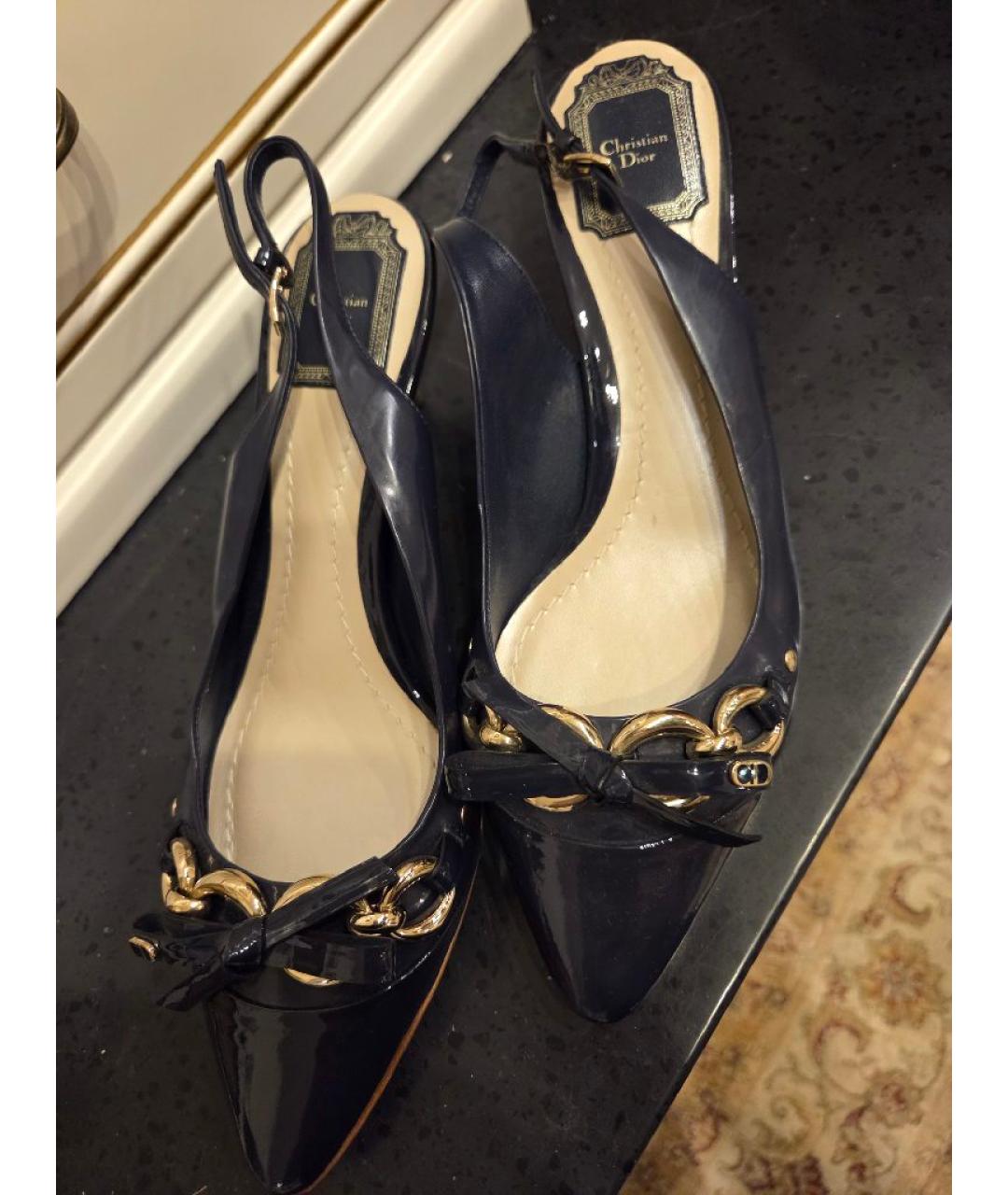 CHRISTIAN DIOR Темно-синие кожаные лодочки на низком каблуке, фото 2