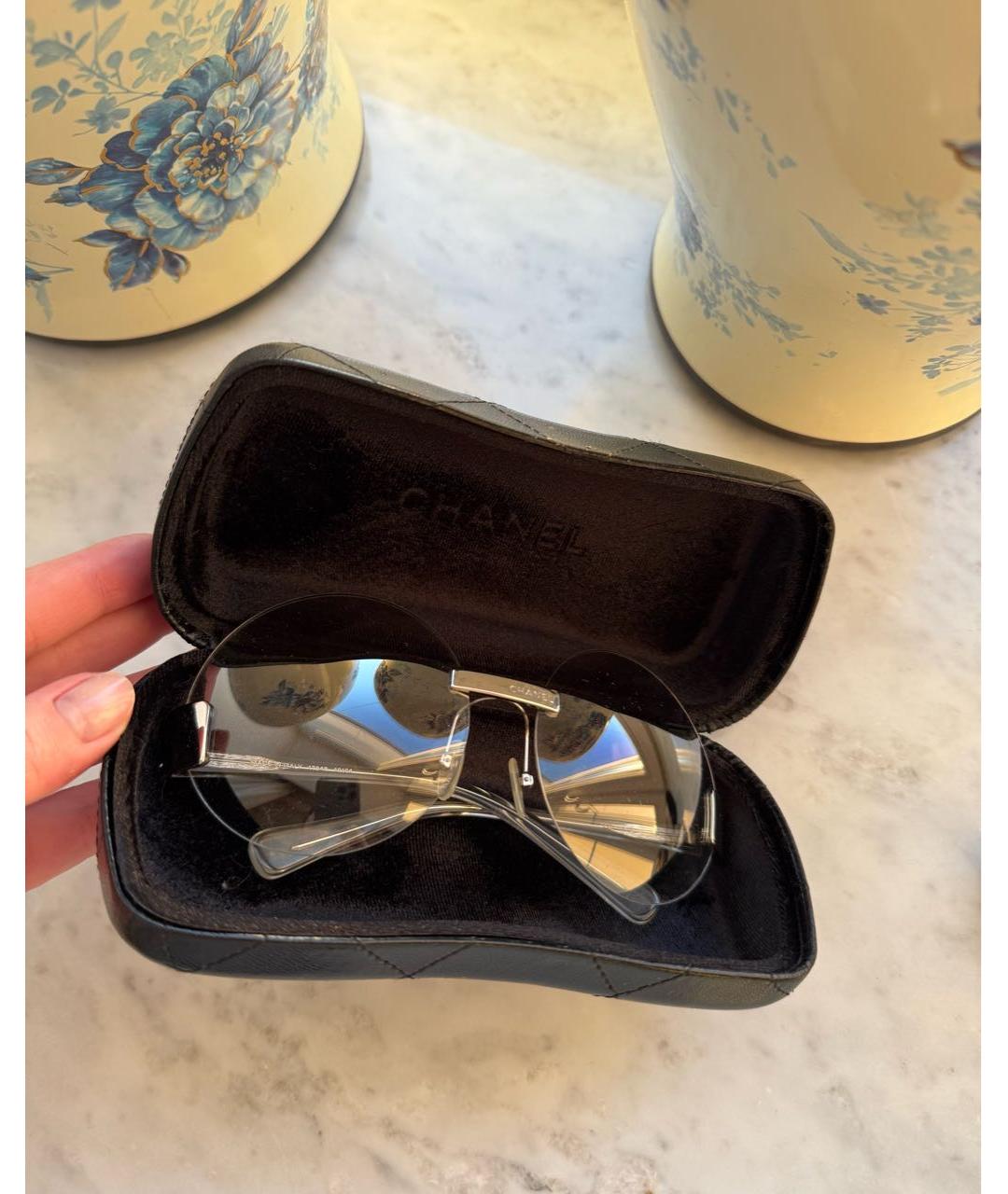 CHANEL Серые пластиковые солнцезащитные очки, фото 2