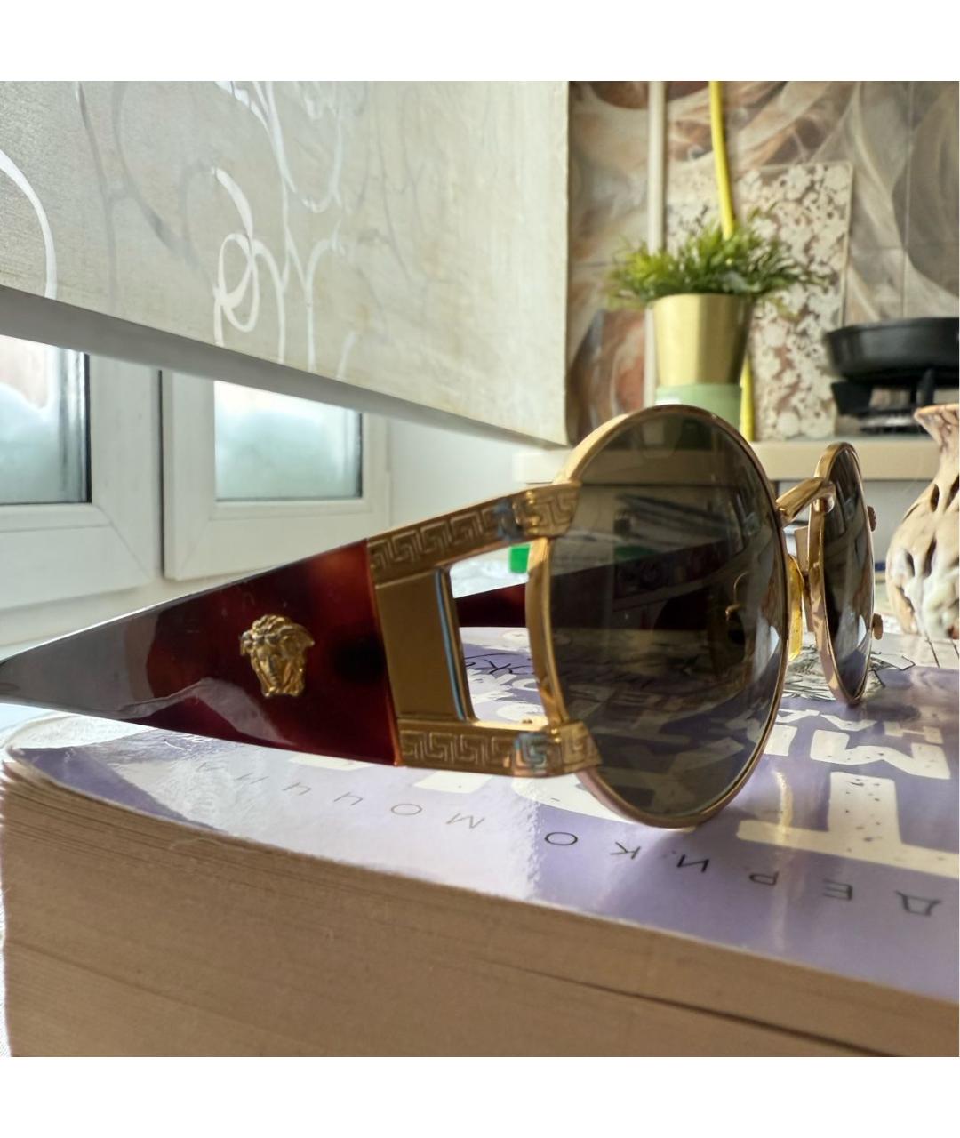 VERSACE Коричневые пластиковые солнцезащитные очки, фото 3