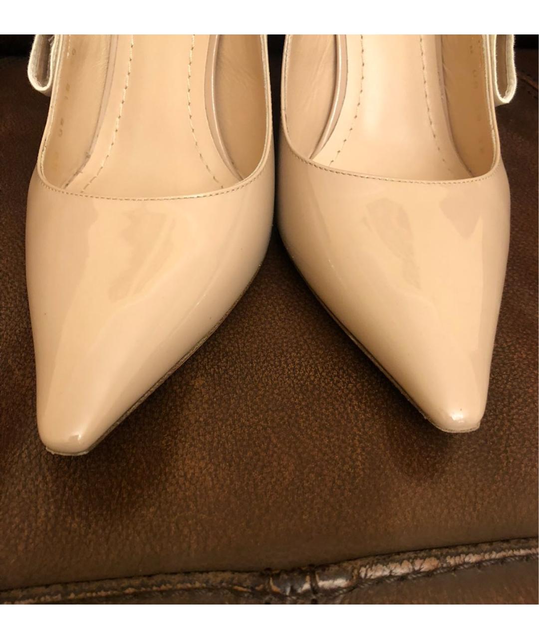 CHRISTIAN DIOR Бежевые туфли из лакированной кожи, фото 6