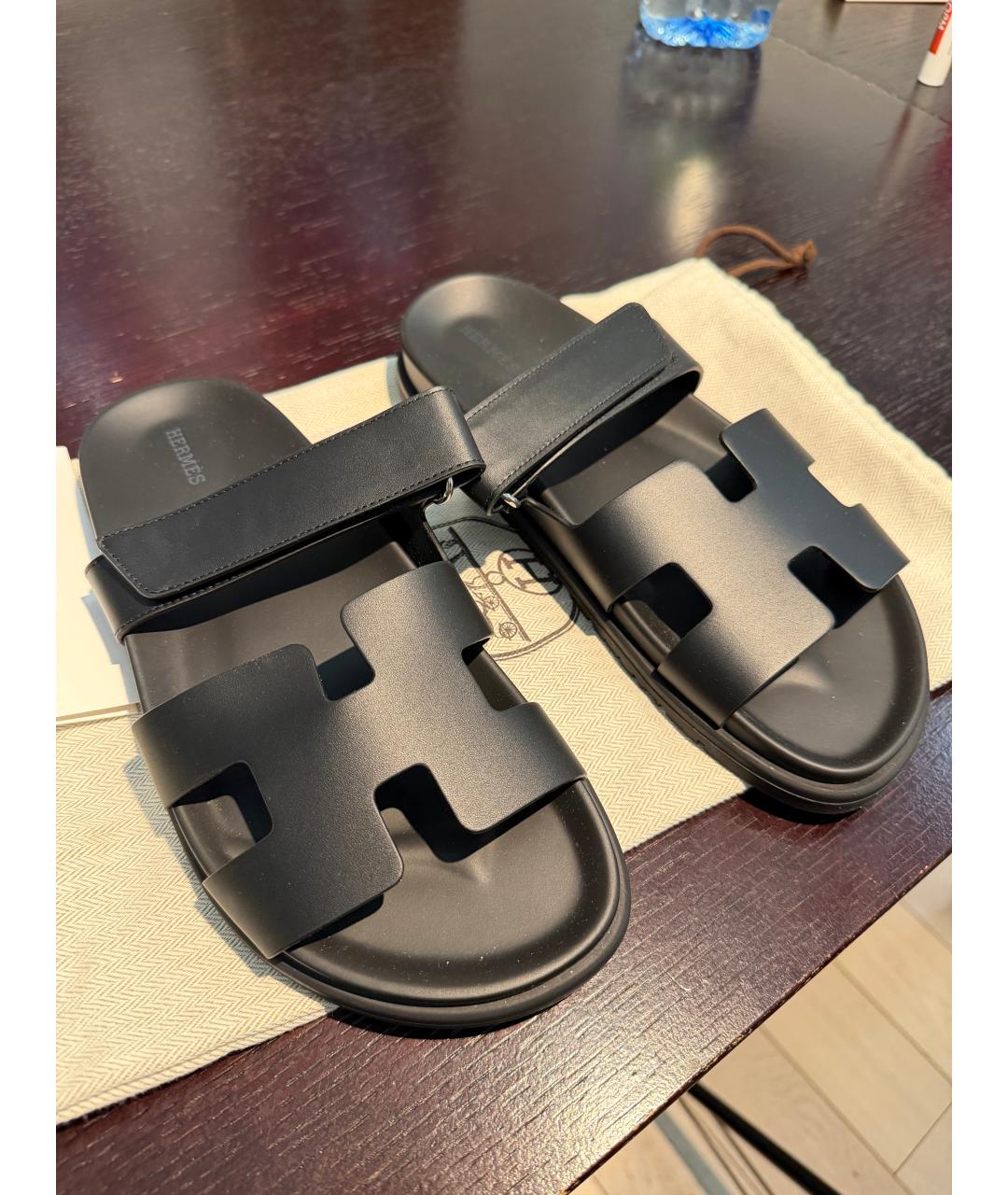 HERMES Черные кожаные сандалии, фото 3