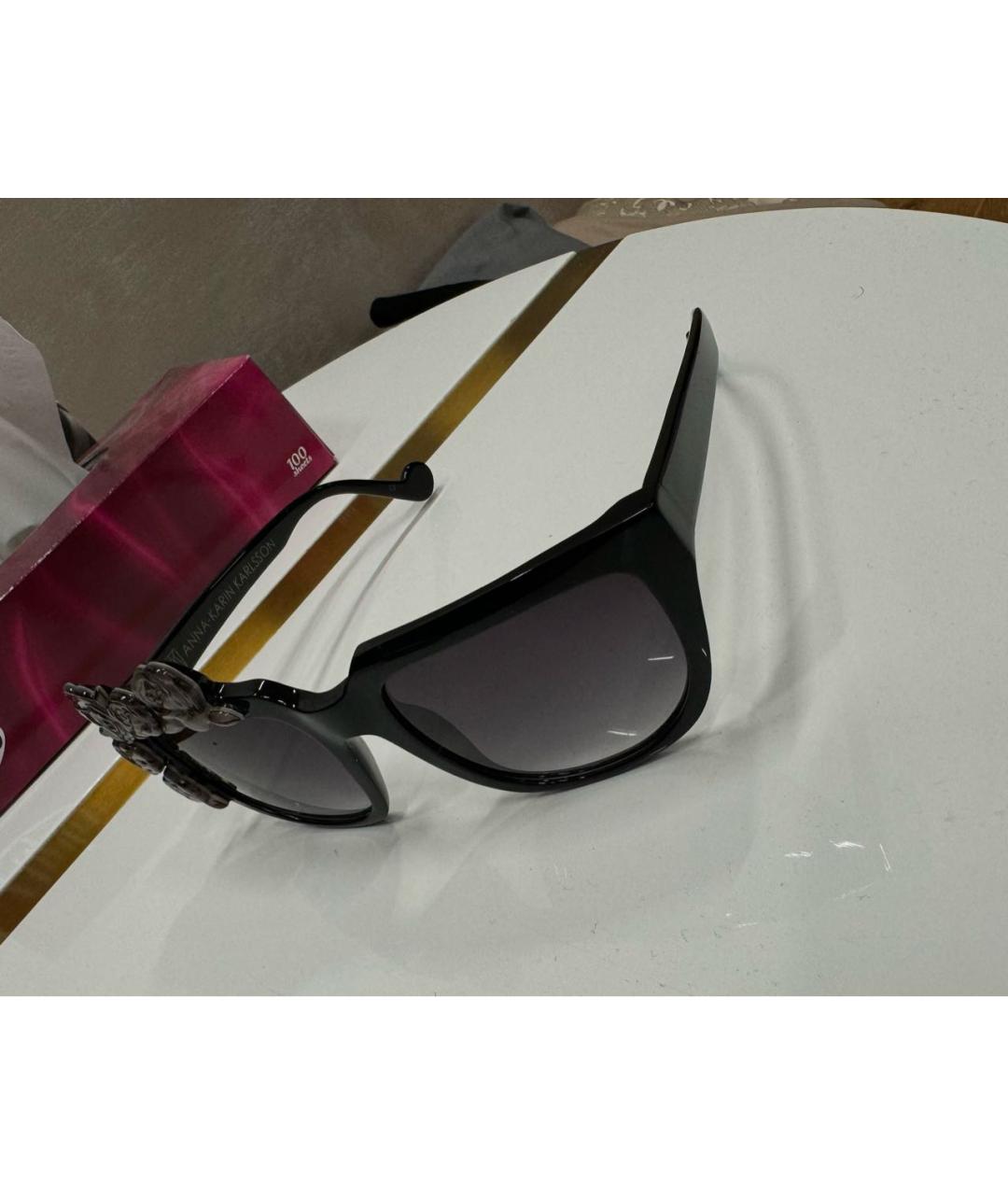 ANNA KARIN KARLSSON Черные пластиковые солнцезащитные очки, фото 2