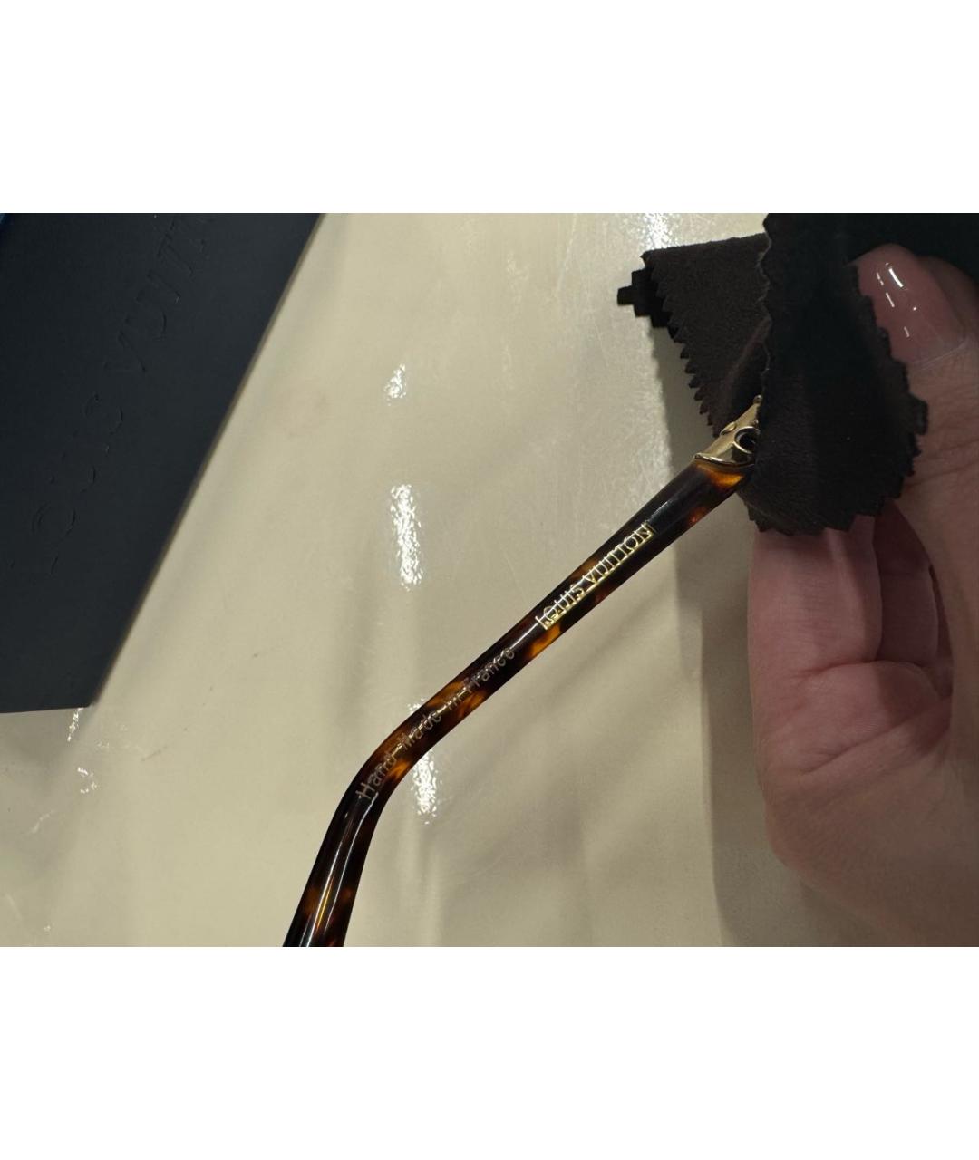 LOUIS VUITTON Темно-синие пластиковые солнцезащитные очки, фото 2