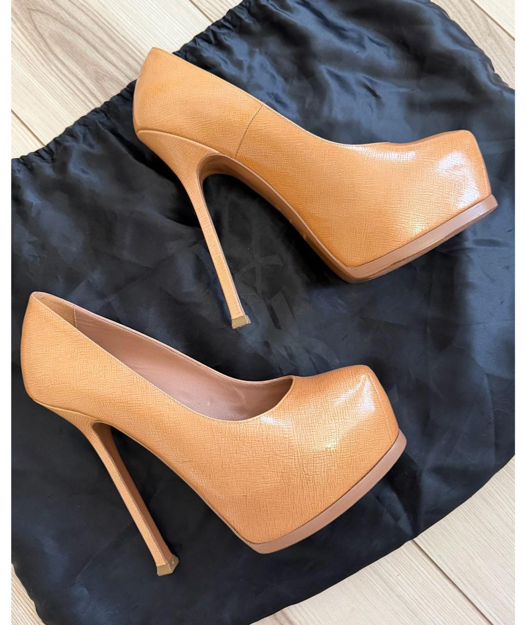 SAINT LAURENT Бежевые туфли из лакированной кожи, фото 8