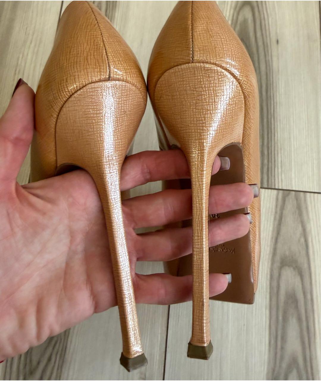 SAINT LAURENT Бежевые туфли из лакированной кожи, фото 6