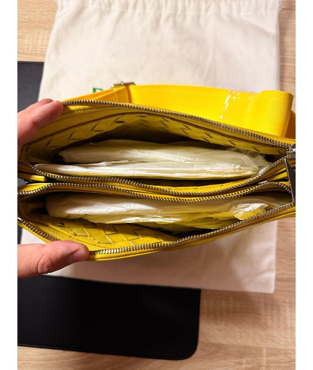 BOTTEGA VENETA Желтая кожаная сумка на плечо, фото 5