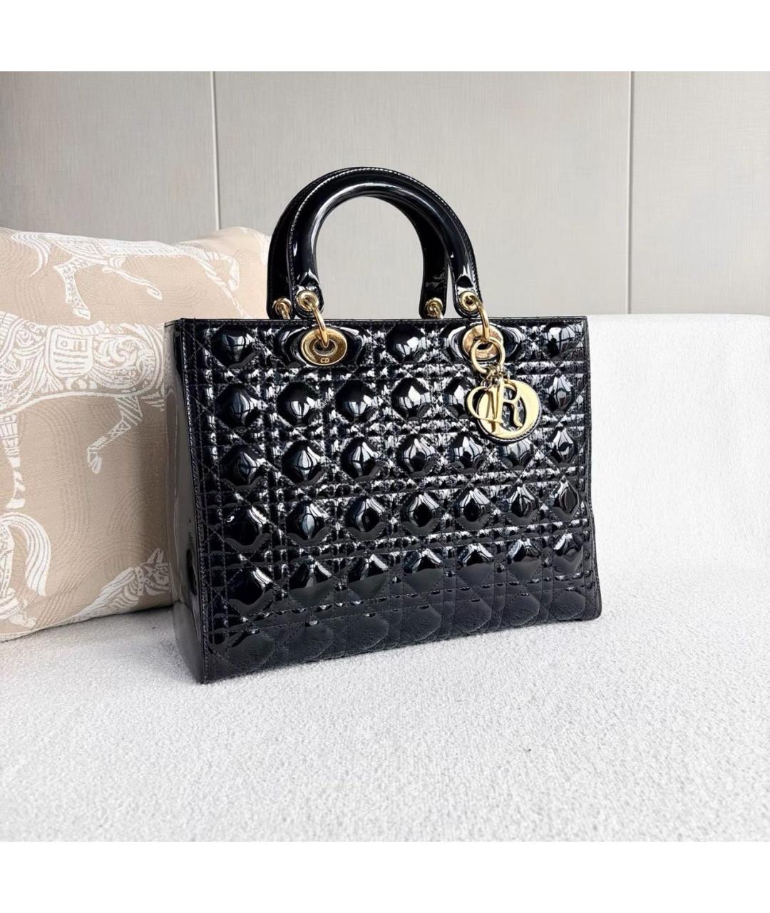 CHRISTIAN DIOR Черная сумка тоут из лакированной кожи, фото 6