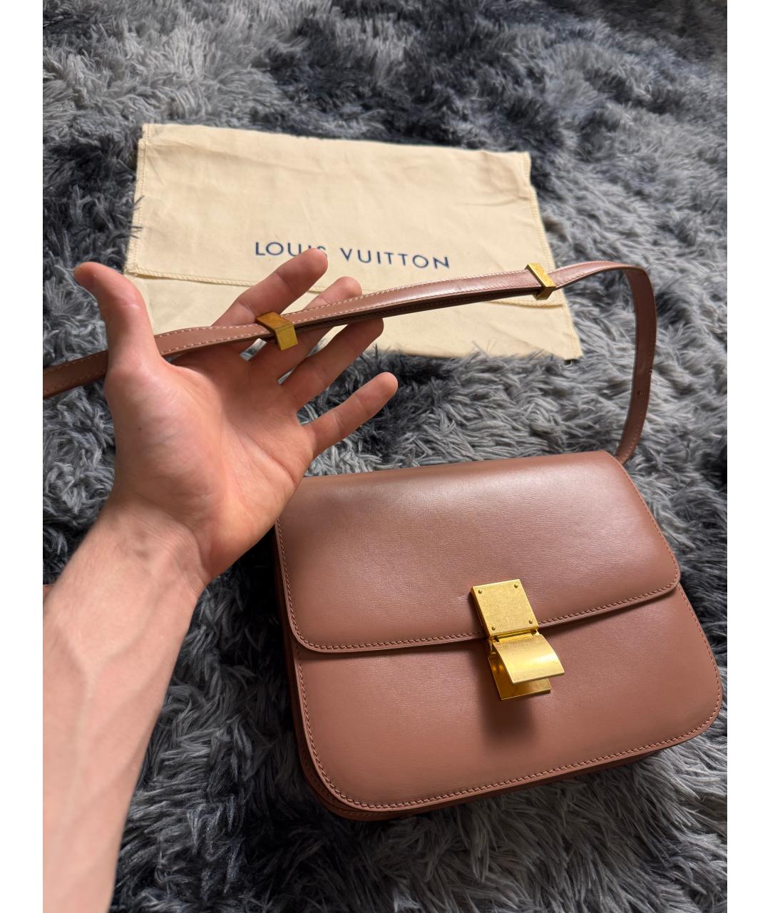 CELINE Бежевая кожаная сумка через плечо, фото 2