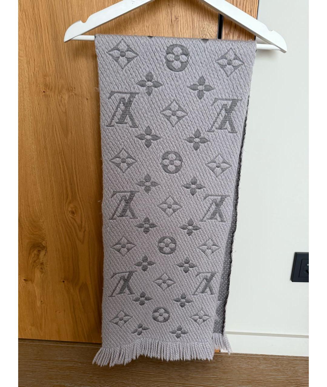 LOUIS VUITTON Серый шерстяной шарф, фото 5