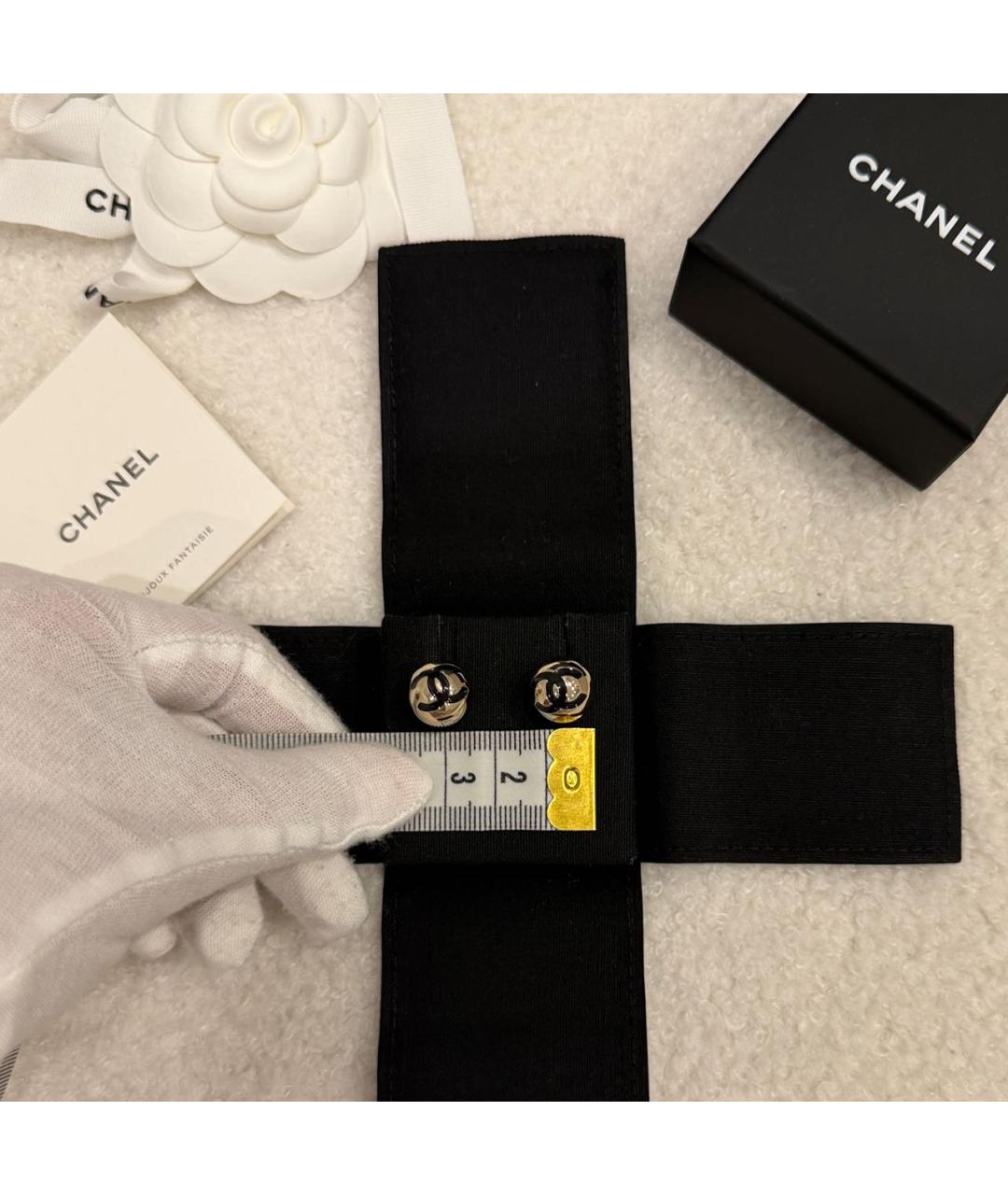 CHANEL Золотые металлические серьги, фото 5