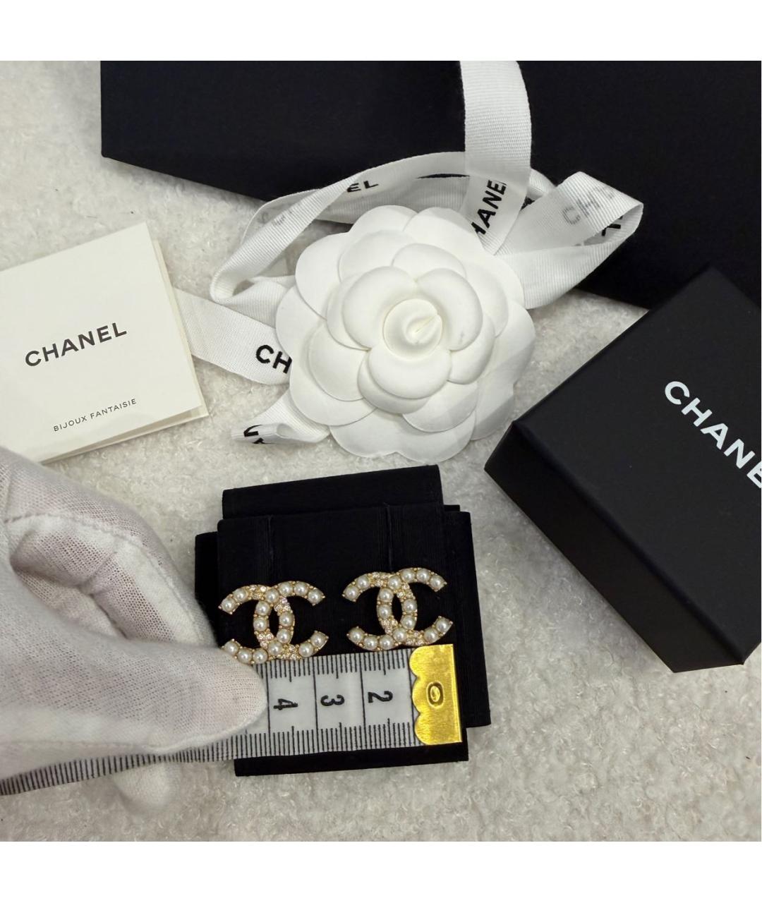 CHANEL Белые жемчужные серьги, фото 5