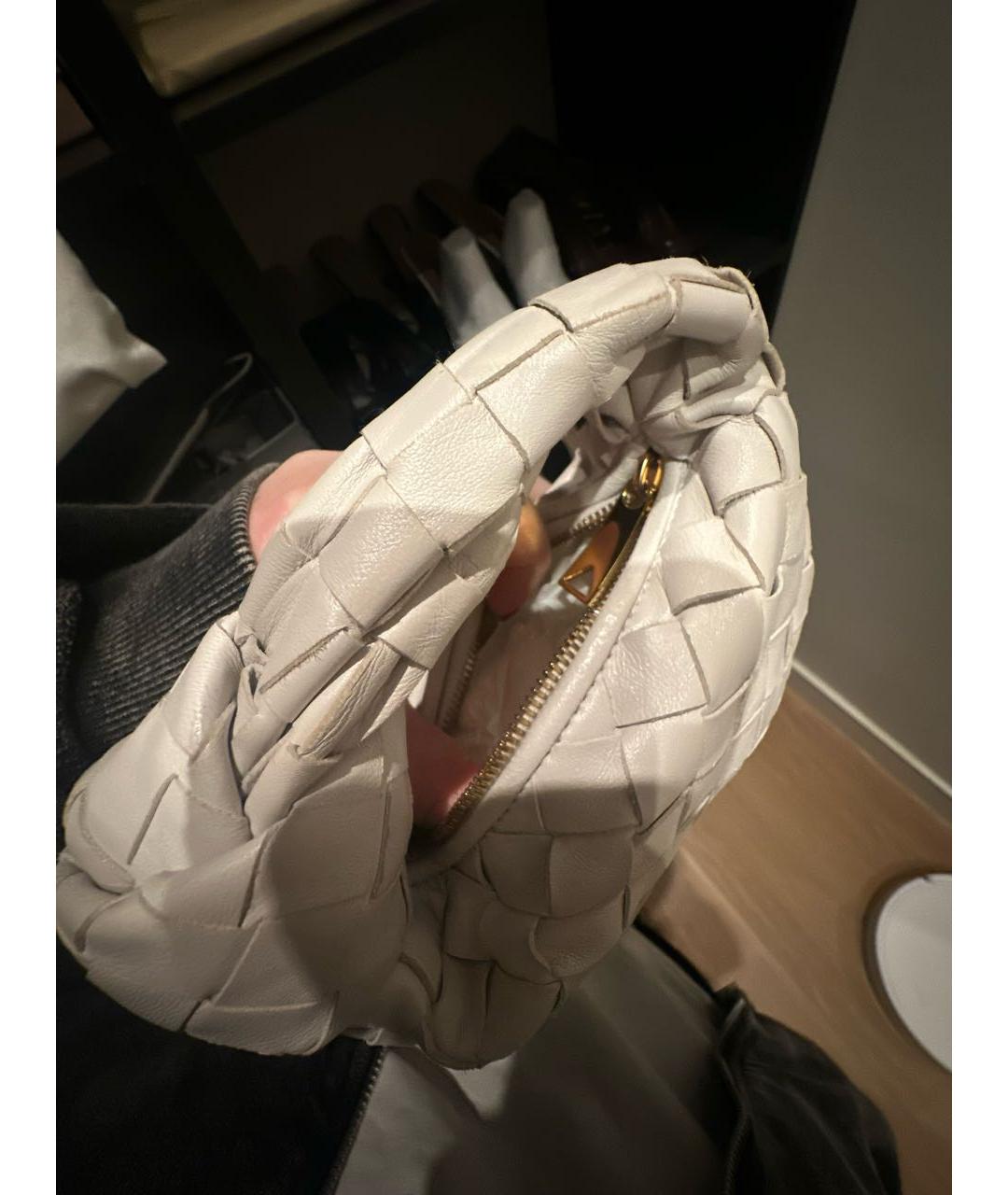 BOTTEGA VENETA Белая кожаная сумка с короткими ручками, фото 4