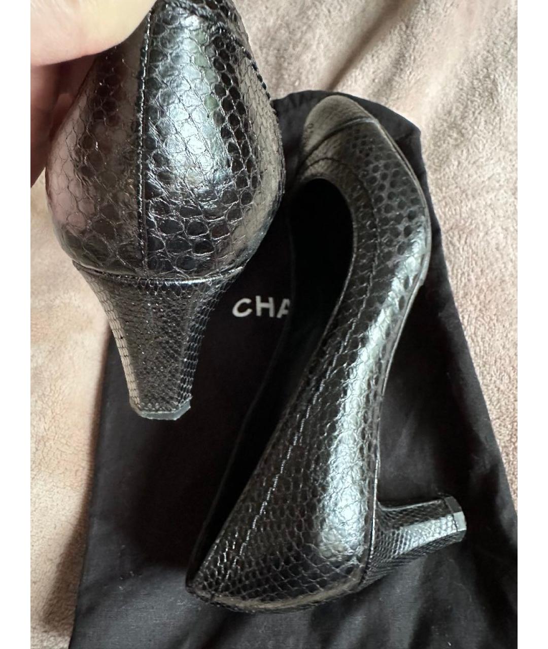 CHANEL Черные туфли из экзотической кожи, фото 4