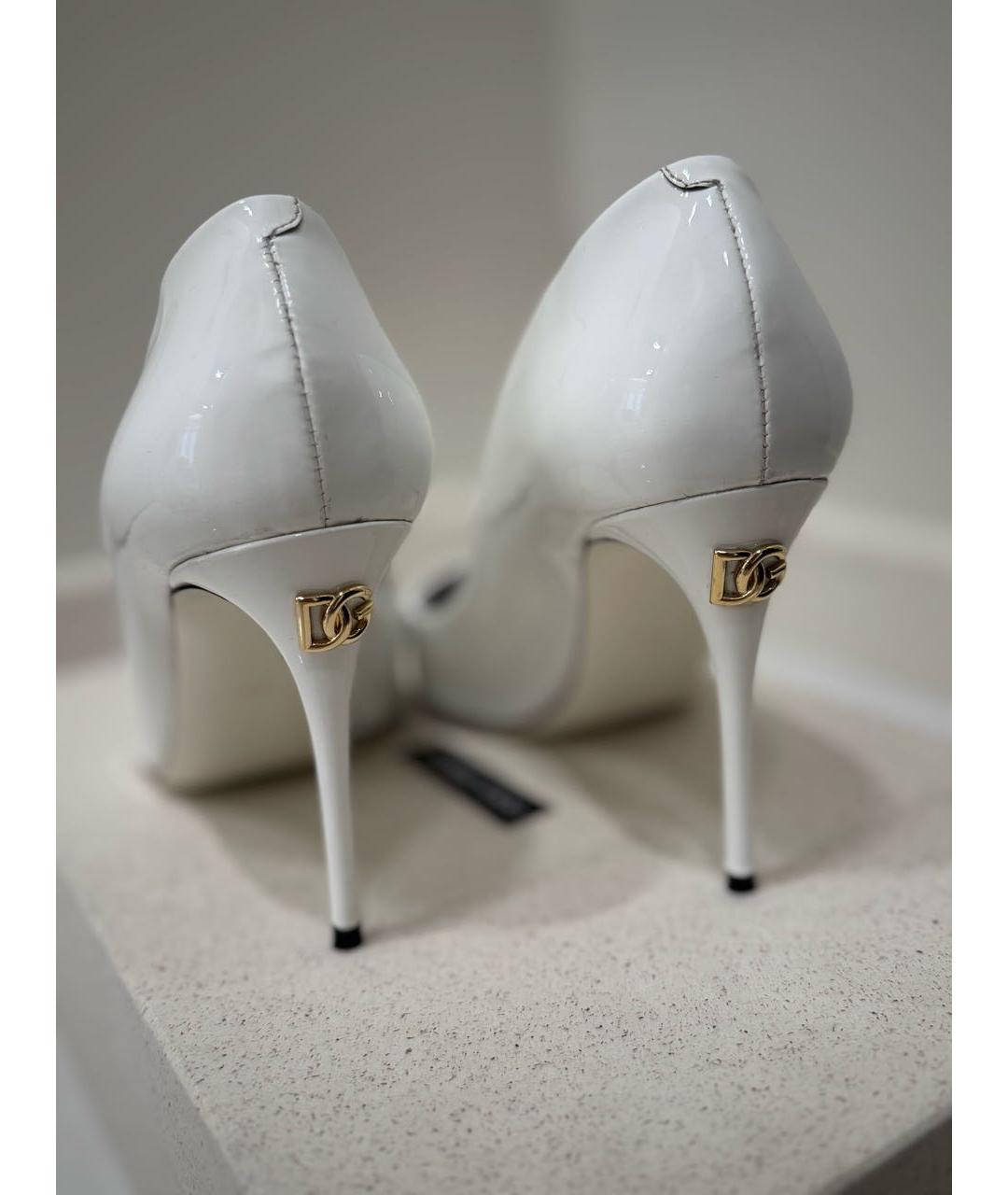 DOLCE&GABBANA Белые туфли из лакированной кожи, фото 4