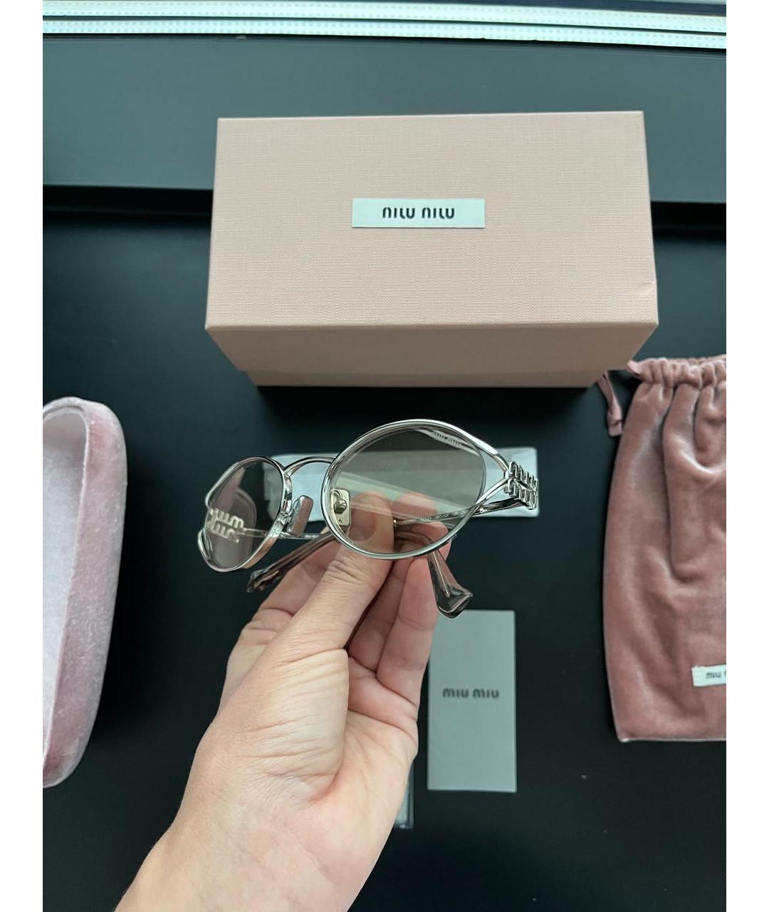 MIU MIU Серебряные металлические солнцезащитные очки, фото 4