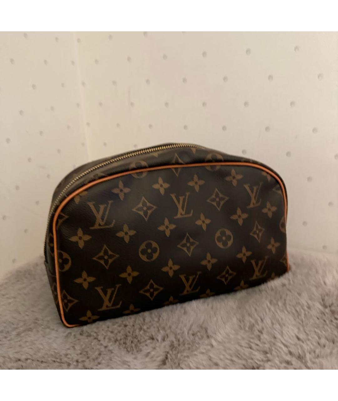 LOUIS VUITTON Коричневая косметичка, фото 4