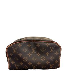 LOUIS VUITTON Косметичка