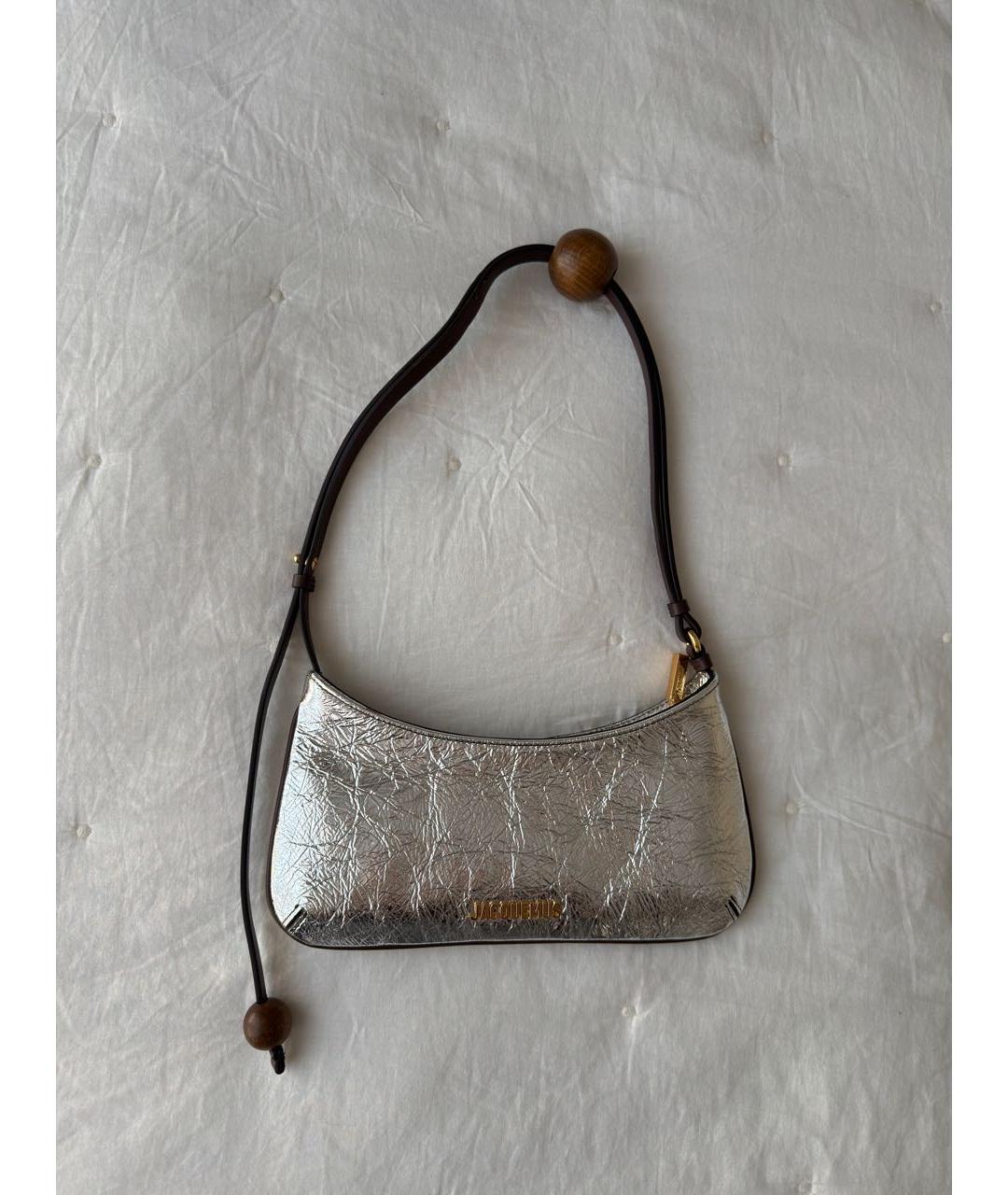 JACQUEMUS Серебряная кожаная сумка с короткими ручками, фото 2