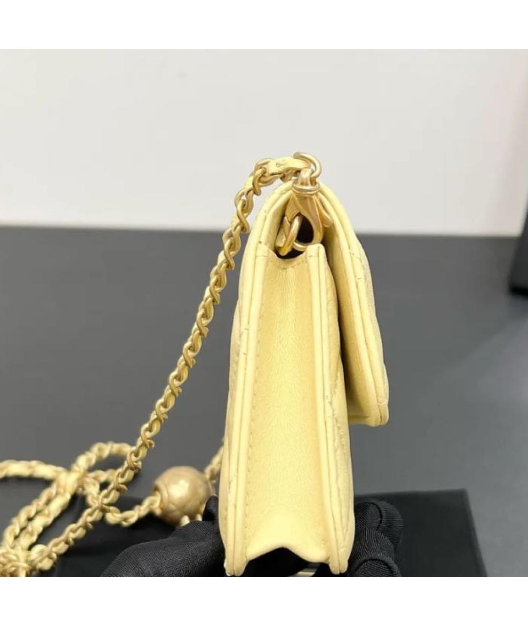 CHANEL Желтая кожаная сумка через плечо, фото 3